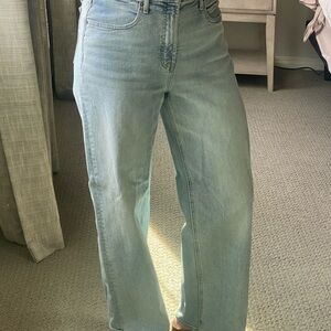 Old Navy Women's Light Blue Extra High Rise Sky Hi Wide Leg Jeans